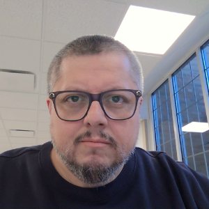 Profile photo of Ricardo Serratos Jr